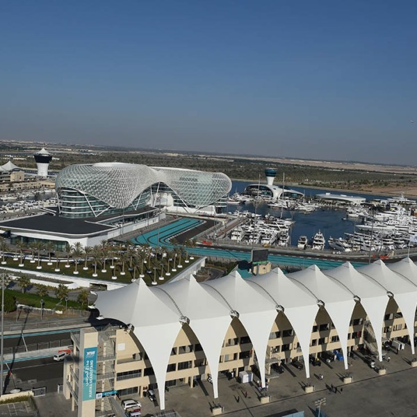 Formula One World Championship, Rd19, Abu Dhabi Grand Prix, Qualifying, Yas Marina Circuit, Abu Dhabi, UAE, Saturday 22 November 2014.